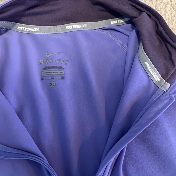 Nike Athletic Quarter Zip XL Extra Large Running Dri-Fit Athlete Workout purple - Picture 2 of 3
